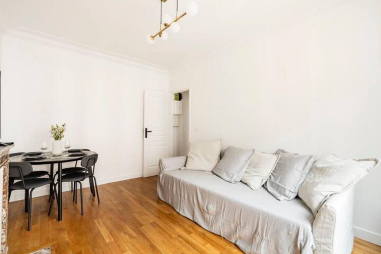 The Square, Paris-Asnieres, Private Apartment With Bedroom And Living Room エクステリア 写真