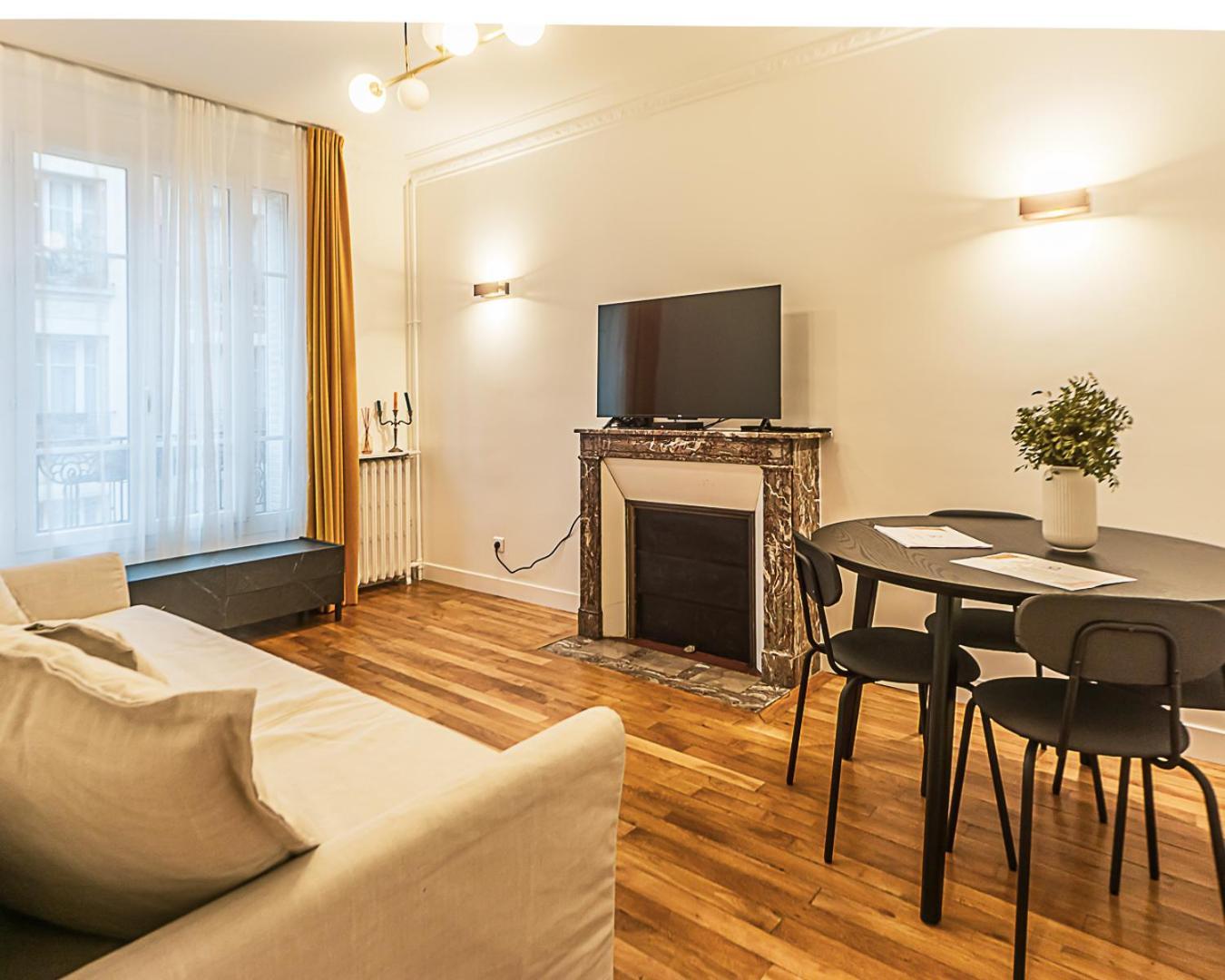 The Square, Paris-Asnieres, Private Apartment With Bedroom And Living Room エクステリア 写真